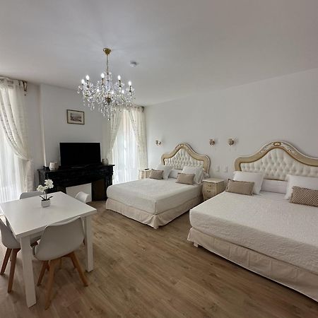 Studio Familial Du Cloitre Нарбон Екстериор снимка